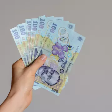 Se va majora sau nu salariul minim din 2026, după Directiva UE? La ce să se aștepte angajații