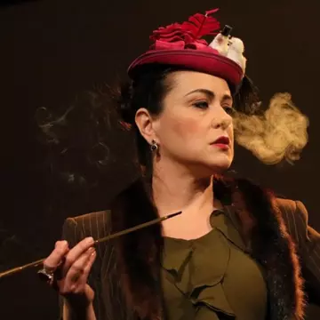 Mirela Zeța: „Bărbatul ideal este cel din vise. Am încetat să visez la cai verzi pe pereți” / Exclusiv