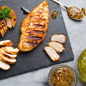 3 rețete rapide cu piept de pui