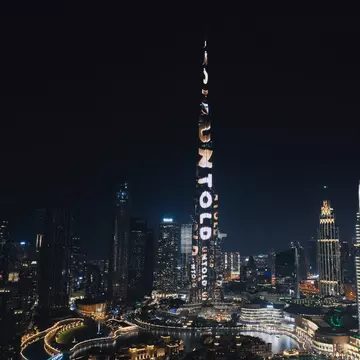 Armin van Buuren și organizatorii Untol, filmări spectaculoase în deșert și pe Burj Khalifa, cea mai înaltă clădire din lume