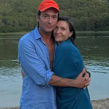 Adela Popescu și Radu Vâlcan, momente de răsfăț la malul mării: „Am dat o fugă-n Vama Veche"