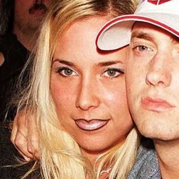 Ce face acum Kim Mathers. Fosta soție a lui Eminem a încercat să se sinucidă în urmă cu doi ani