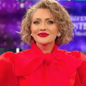 Mirela Vaida și soțul ei își fac casă în Bucovina, iar priveliștea e de vis: "Nu ne vine să plecăm, dar trebuie"