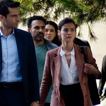 Cine este Pinar Deniz din serialul "Secrete de familie"? Vedeta are o relație cu un celebru actor