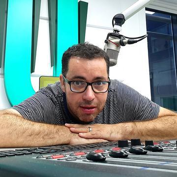 La câte kilograme a ajuns Răzvan Popescu. De câteva luni, realizatorul de la ZU nu se mai oprește din slăbit