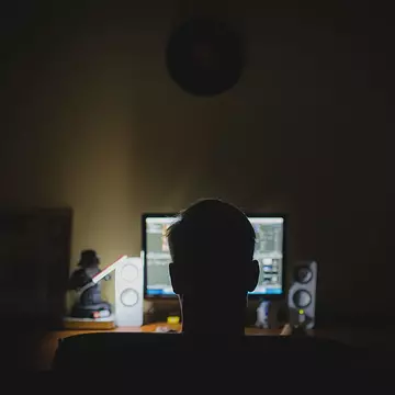 Care sunt caracteristicile speciale ale unor scaune de gaming, față de cele obișnuite?