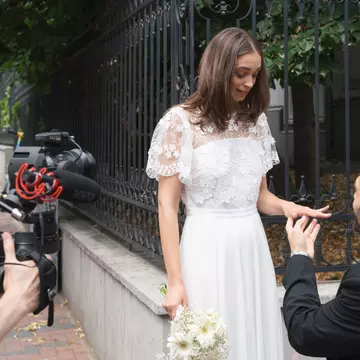 Teona Stavarachi a îmbrăcat rochia de mireasă în primul episod din „Groapa”. Ce s-a întâmplat în timpul secvențelor / Exclusiv