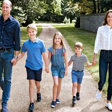 Poreclele primite de copiii regali, George, Charlotte și Louis la școală. Cum se alintă William și Kate Middleton