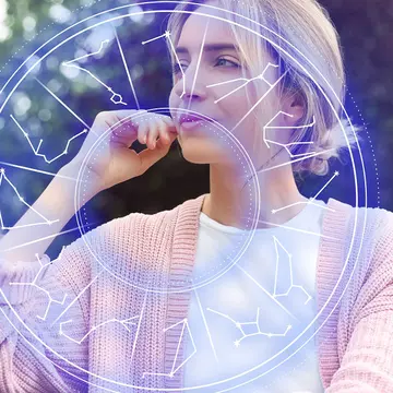 Horoscop luna noiembrie 2023. Balanțele au noroc în dragoste, Săgetătorii fac bani din piatră seacă
