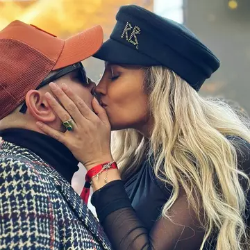 Lora a spus care este secretul relației de 9 ani cu Ionuț Ghenu. Cum s-au cunoscut: „Nu ne-am prea înțeles”