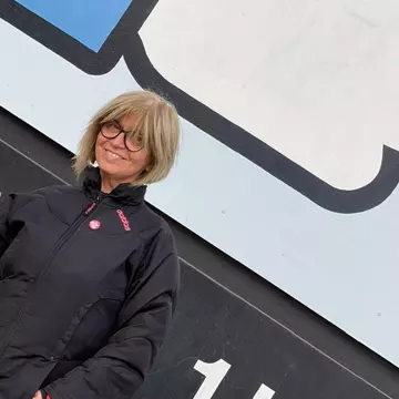 Mama Andreei Antonescu s-a căsătorit în SUA. Artista a lipsit de la marele eveniment