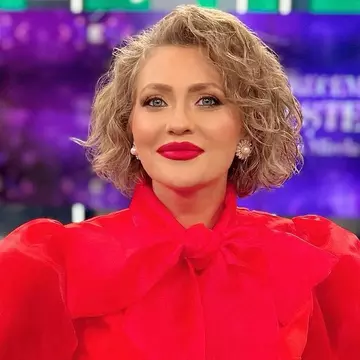 Reacția Mirelei Vaida, după ce a fost amendată de Primăria Capitalei: „Asta înseamnă să fii artist în România”