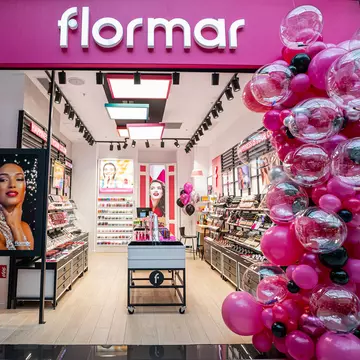 Flormar a deschis un nou concept-store în România