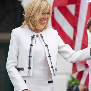 Brigitte, dezvăluiri rare despre viața cu Emmanuel Macron la Palatul Élysée. Motivul pentru care a amânat timp de 10 ani mariajul