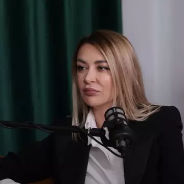 Denisa Tănase nu a fost susținută de familie să intre în afaceri: „Mama îmi spunea: «Faci colete? Ești vânzătoare?»”. Acum e milionară în euro / Video