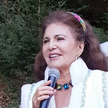 De ce a fost Irina Loghin dată jos de pe scenă, la Iași. Ce s-a întâmplat în culise: „Știm cu toții cât de obositor este”