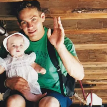 Cum arată fiica lui Paul Walker la zece ani de la moartea actorului. Meadow are acum 25 de ani