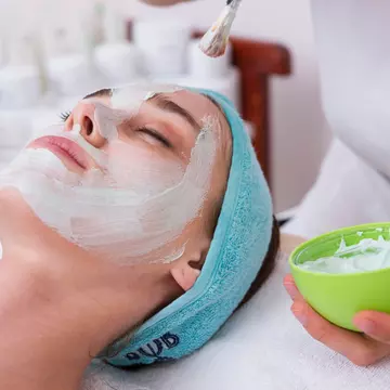 5 sfaturi de la profesioniștii IMAR Skin pentru un ten sănătos și radiant la orice vârstă