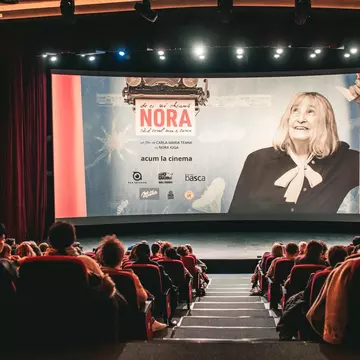 Documentarul "De ce mă cheamă Nora, când cerul meu e senin", accesibil pentru nevăzători în proiecții simultane în 5 orașe din România