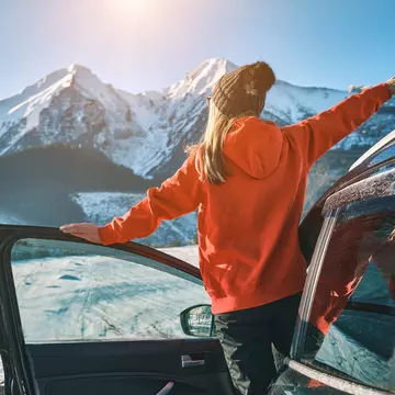 Trucurile care te ajută să rămâi în siguranță când pleci la munte