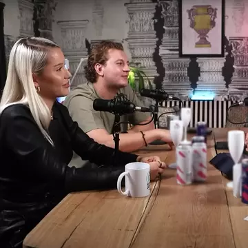 Soțul lui Carmen Grebenișan, Alex Militaru, a aflat că e adoptat la 18 ani. „Sufeream fără să știu” / Video