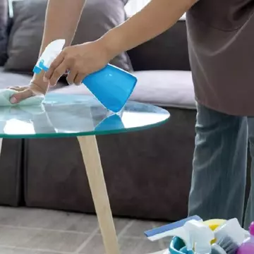 Cum să faci articolele de sticlă să strălucească