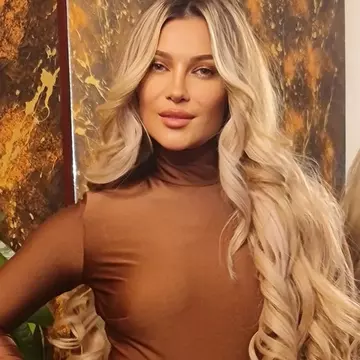 Lora a dezvăluit de ce nu a devenit mamă până la 41 de ani: „Nu a fost o chestie de alegere"