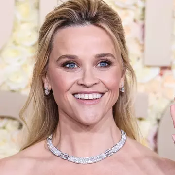 Reese Witherspoon a venit la Globurile de Aur 2024 cu fiul ei. Ce mult seamănă Deacon cu fostul ei soț, Ryan Phillippe