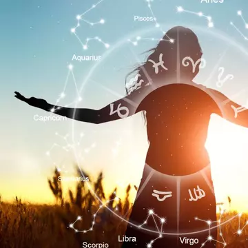 5 zodii care au noroc în luna martie 2024. Nativii care primesc bani și întâlnesc iubirea