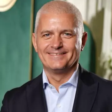 Cât costă să mănânci în restaurantul lui Virgil Ianțu. Mai multe vedete i-au trecut deja pragul