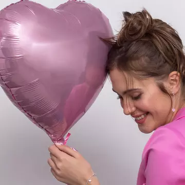 Surprinde-ți jumătatea într-un mod unic. Bijuterii prețioase pentru Valentine's Day