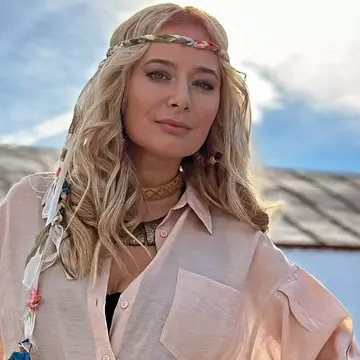 Laura Cosoi, proiect nou în televiziune. Cu ce post TV a semnat și ce emisiune va prezenta: „Ce bucurie mă încearcă"