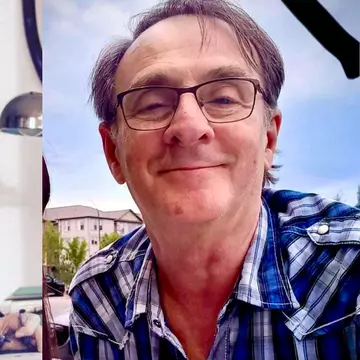 Mihai Albu, în doliu după moartea fratelui despre care nu a vorbit niciodată: „În cinci luni am pierdut și mamă, și frate"