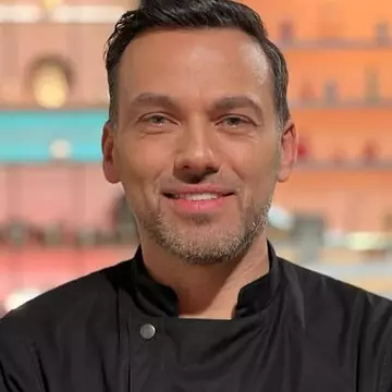 Cine este chef Ștefan Popescu. Juratul Chefi la cuțite este însurat, are doi copii și este formator în cadrul unei școli de bucătari