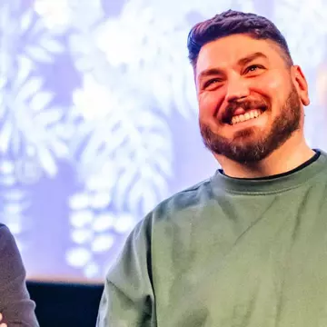 Micutzu, condamnat la muncă în folosul comunității după scandalul de pe Calea Victoriei. De ce a fost acuzat Cosmin Nedelcu