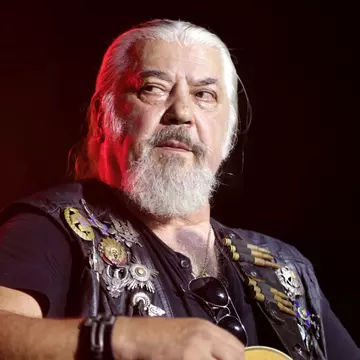 Nicu Covaci, operat de urgență pe creier. Medicii i-au extirpat o tumoare