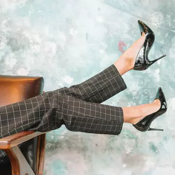 De ce este necesar ca din garderoba ta să nu lipsească o pereche de pantofi stiletto negri?