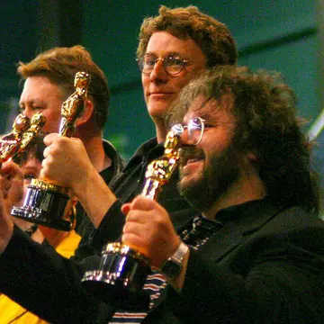 Topul filmelor cu cele mai multe premii Oscar. Recordul pentru cele mai multe trofee câștigate într-o singură noapte a fost stabilit în 1960