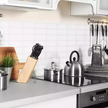 Lucruri pe care nu ar trebui să le ţii în bucătărie