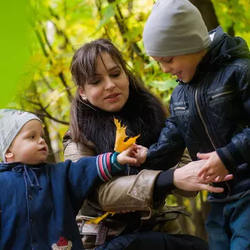 Cursuri de parenting - ajutorul de care ai nevoie pentru a crește un copil sănătos emoțional
