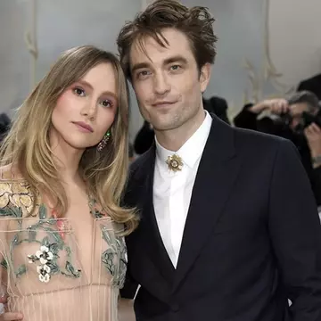 Robert Pattinson a devenit tată. Suki Waterhouse a născut primul copil al cuplului