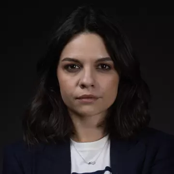 Actrița Mădălina Craiu, din serialul Clanul, are un IQ de 140: „Toată capacitatea cognitivă nebună pe care o am se duce, de cele mai multe ori, pe anxietate și scenarii fataliste” / Exclusiv