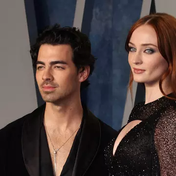 Sophie Turner a rupt tăcerea după despărțirea de Joe Jonas: „Mă simțeam ca o pasăre captivă într-o colivie aurită”