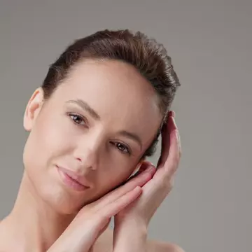 Top 10 trucuri pentru ten în 2024. Cum să obţii o piele impecabilă