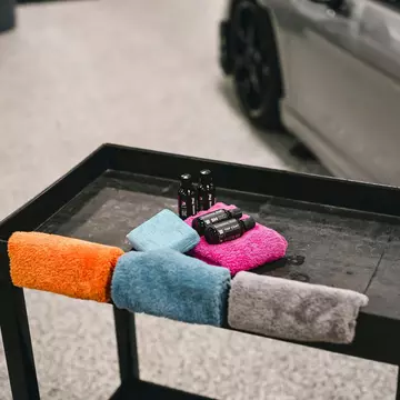 Ce tip de mașini și utilaje folosesc ulei hidraulic? Află răspunsul care te va ajuta să pleci la drum în siguranță