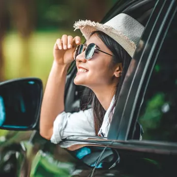 Trucuri pentru Asigurarea RCA la prețuri avantajoase. La Confisio, găsim cele mai bune oferte ca tu să economisești din costul asigurării