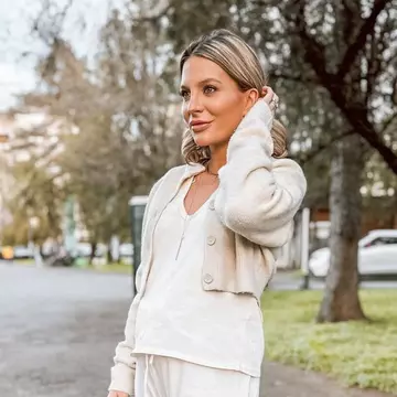 Ana Baniciu, dezvăluiri despre experiența nașterii prin cezariană: „Bebelușul s-a agitat, și-a pus în jurul gâtului cordonul ombilical”