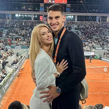 Andreea Bălan are planuri mari cu Victor Cornea. La un an de relație, artista a anunțat evenimentul care va marca vara