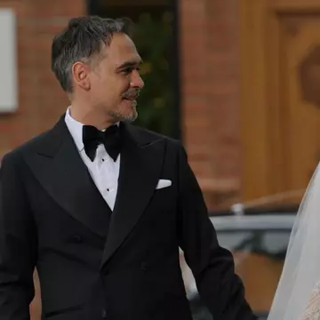 Cum arată părinții lui Răzvan Simion. Imagine rară cu mama și tatăl prezentatorului, la nunta cu Daliana Răducan