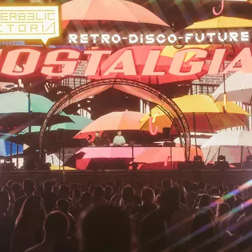 Festivalul NOSTALGIA are loc între 27 – 30 iunie  și se desfășoară, pentru al doilea an consecutiv,  la Federația de Tir Sportiv, lângă pădurea Băneasa.  Ce surprize pregătesc organizatorii în această ediție
